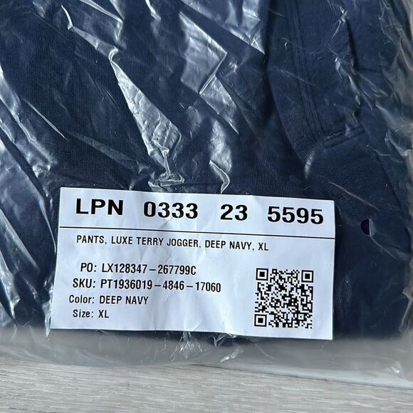 Fabletics The Luxe Terry Jogger Deep Navy XL NWT in packaging - Picture 5 of 6